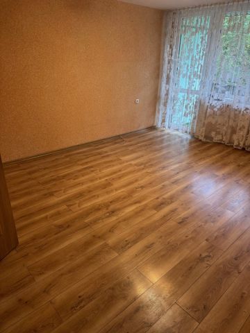 Mieszkanie 3-pokojowe Tarnowskie Góry Stare Tarnowice, ul. Saperów. Zdjęcie 1