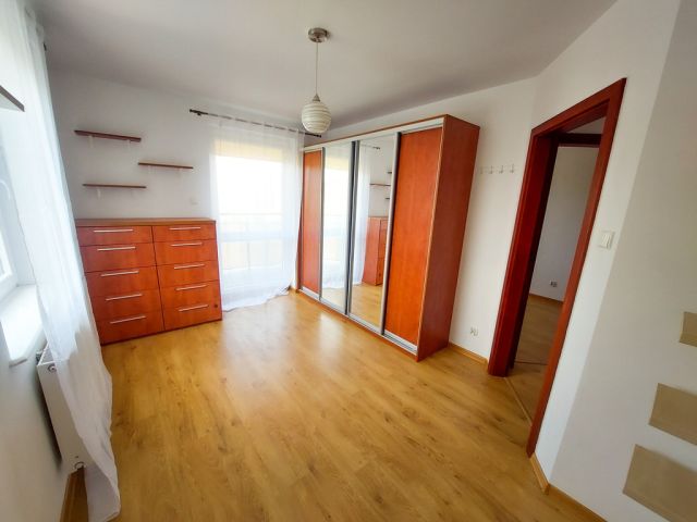 Mieszkanie 3-pokojowe Gdynia Karwiny, ul. Myśliwska. Zdjęcie 1