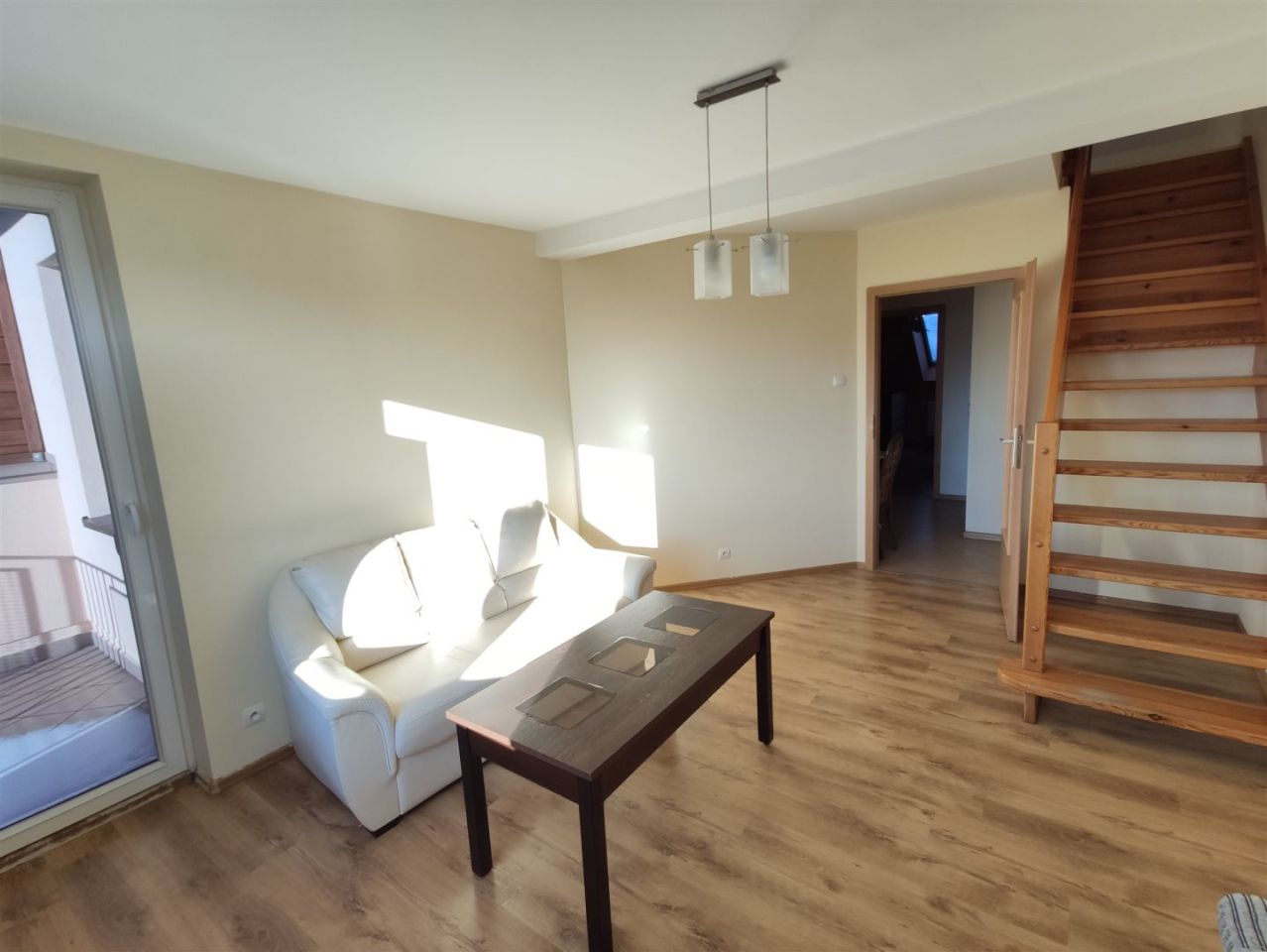 Mieszkanie 4-pokojowe Świebodzice Osiedle Piastowskie. Zdjęcie 2