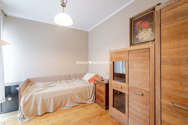 Mieszkanie 3-pokojowe Kraków Swoszowice, ul. Leona Petrażyckiego. Zdjęcie 15