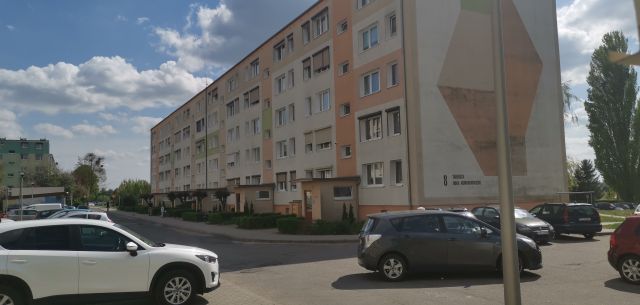 Mieszkanie 3-pokojowe Śrem, ul. Tadeusza Bora Komorowskiego. Zdjęcie 1