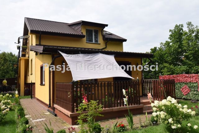 dom wolnostojący, 6 pokoi Staroźreby. Zdjęcie 2