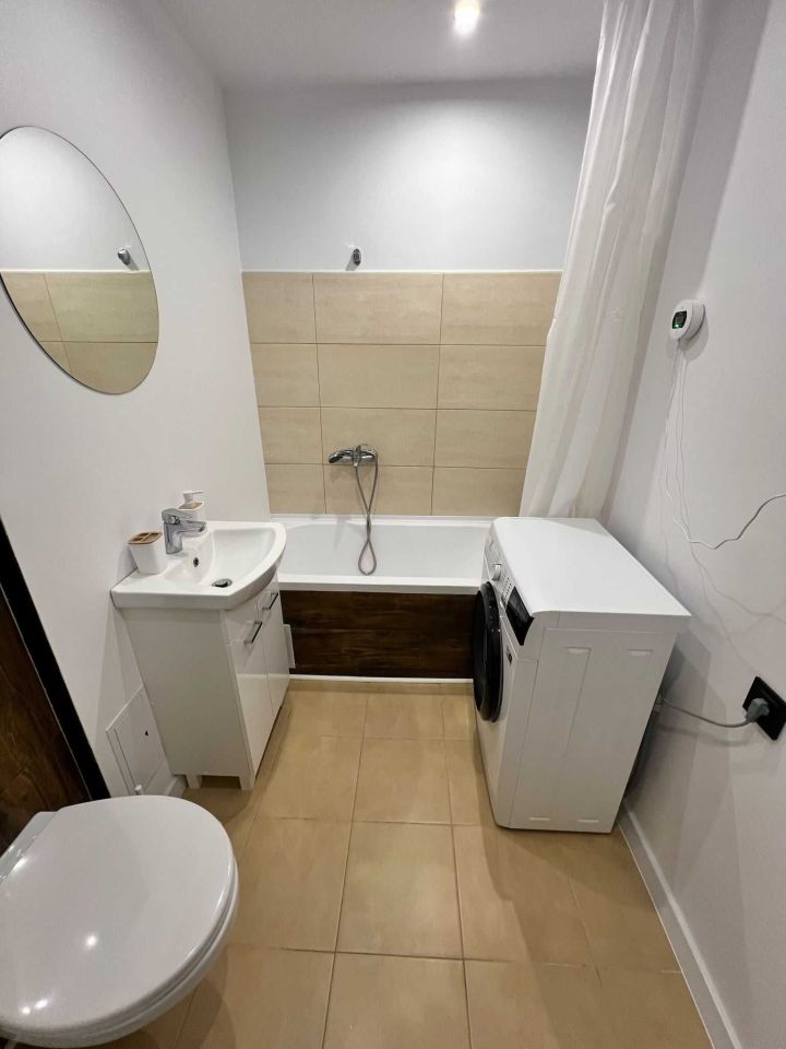 Mieszkanie 3-pokojowe Grodków. Zdjęcie 5