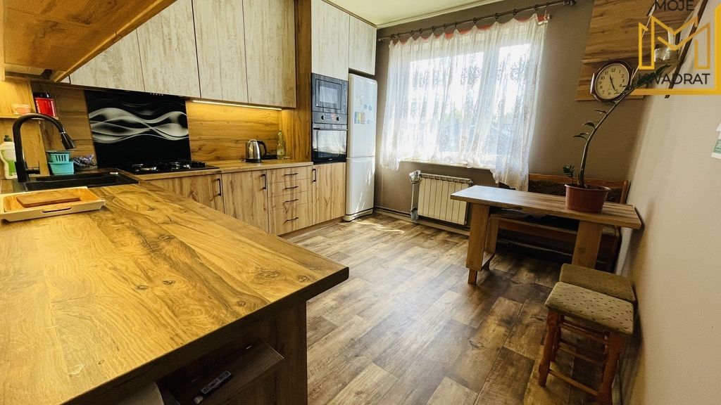 dom wolnostojący, 6 pokoi Bełchatów. Zdjęcie 3