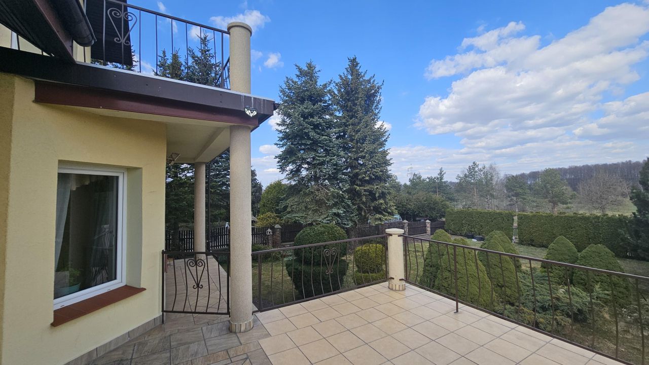 dom wolnostojący, 5 pokoi Koszarówka, ul. Osiedlowa. Zdjęcie 7