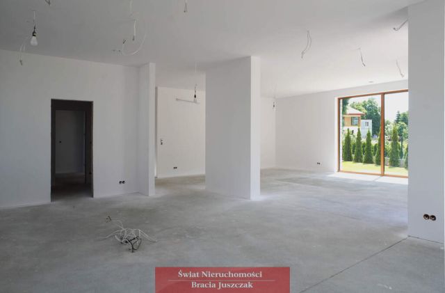 dom wolnostojący, 5 pokoi Radomierzyce. Zdjęcie 19