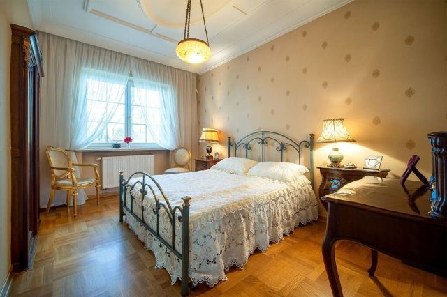 dom wolnostojący, 11 pokoi Łódź Julianów, ul. Świetlana. Zdjęcie 11