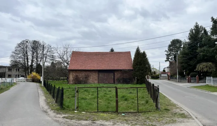 Działka inwestycyjna Żernica, ul. Powstańców Śląskich