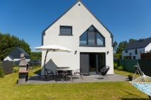 dom wolnostojący, 3 pokoje Siemiany