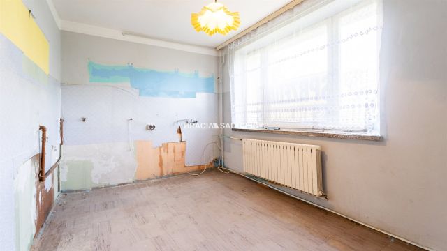 Mieszkanie 3-pokojowe Radziemice. Zdjęcie 8