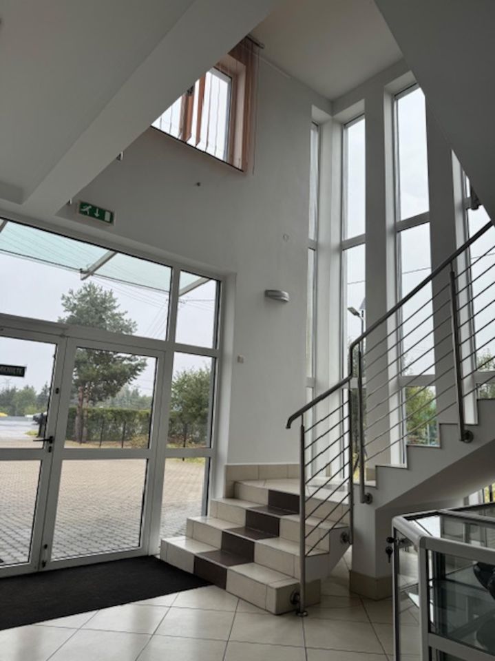 Hala/magazyn Zakręt, ul. Trakt Brzeski. Zdjęcie 8