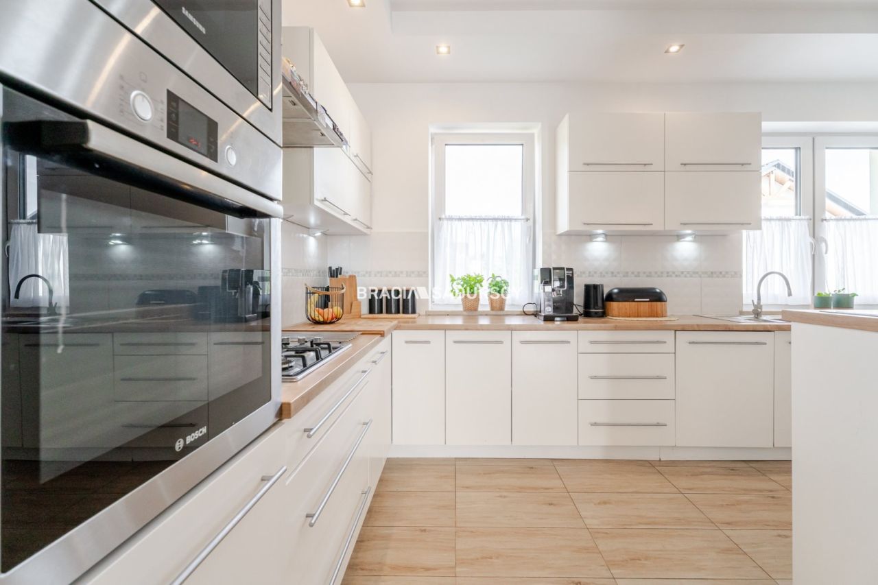 dom wolnostojący, 6 pokoi Węgrzce. Zdjęcie 11