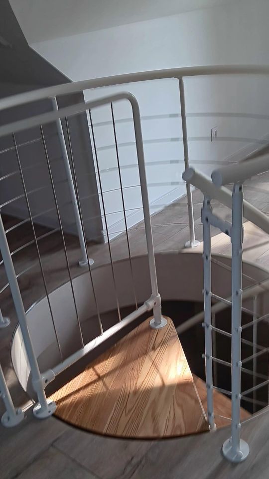 dom wolnostojący, 4 pokoje Ociesęki Madeje. Zdjęcie 16