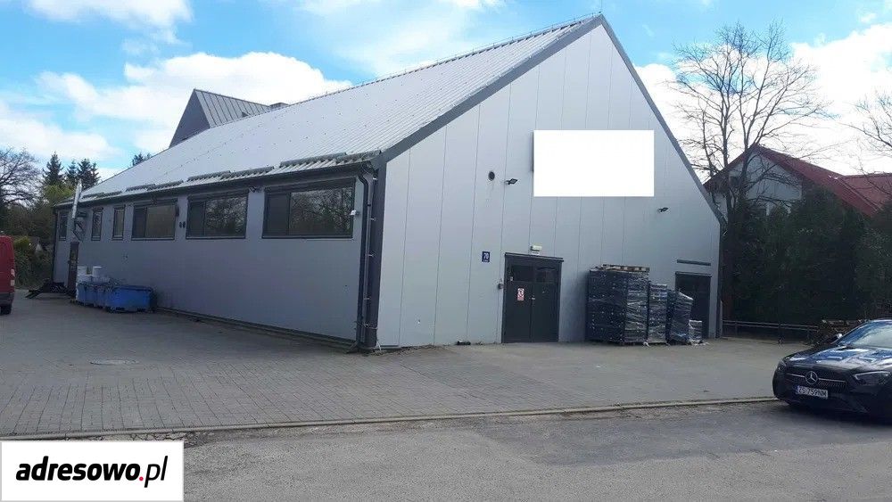 Poslovni prostor, 530 m²