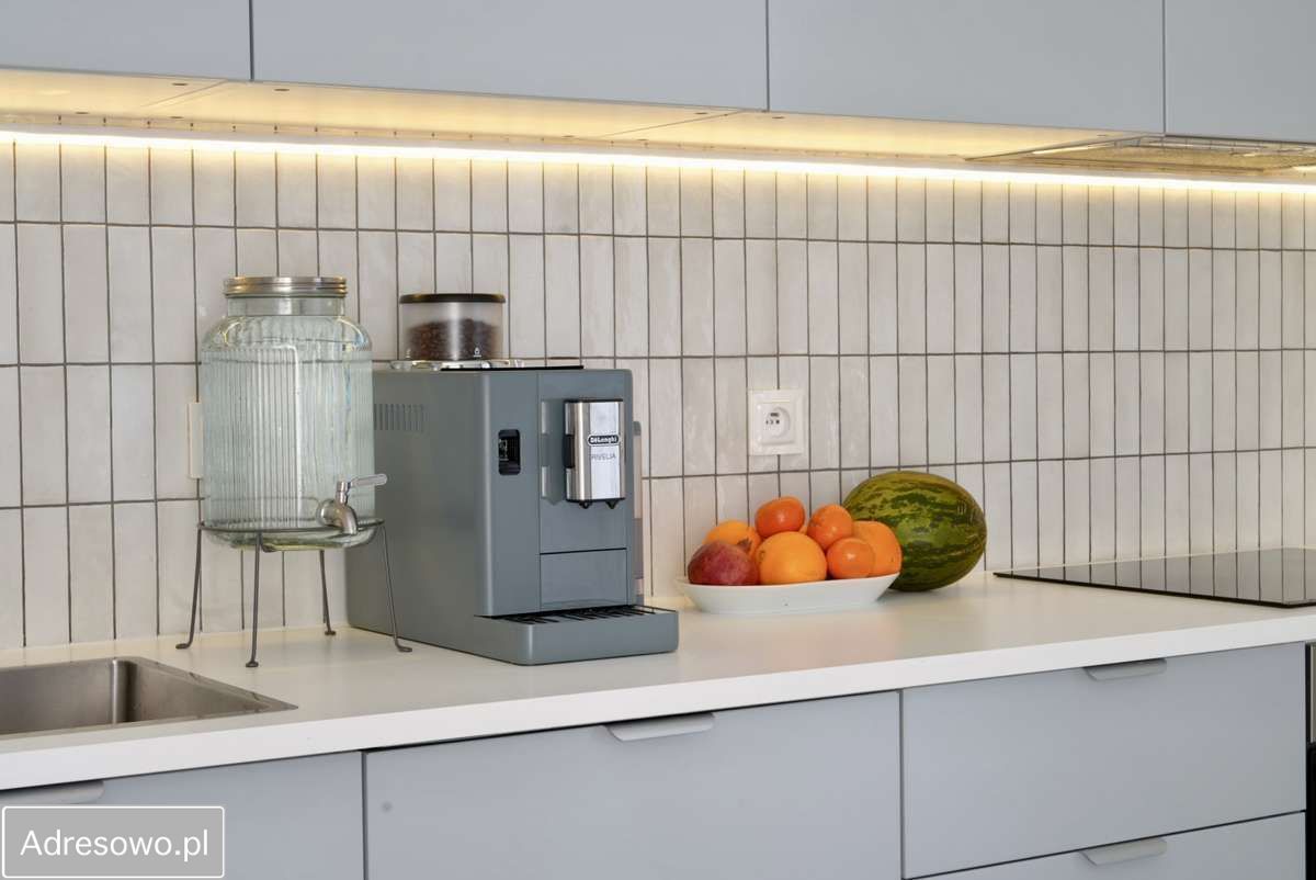 Mieszkanie 4-pokojowe Nowy Dwór Mazowiecki, ul. Jasna. Zdjęcie 2