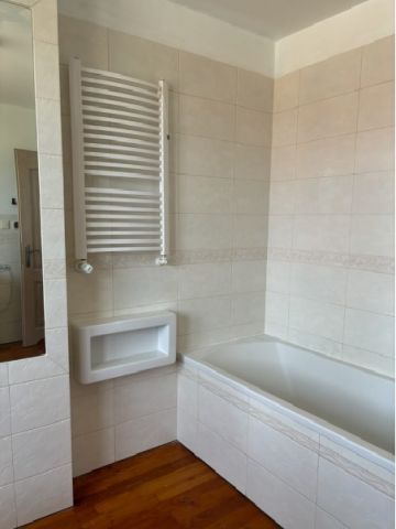 bliźniak, 5 pokoi Wrocław Oporów. Zdjęcie 1