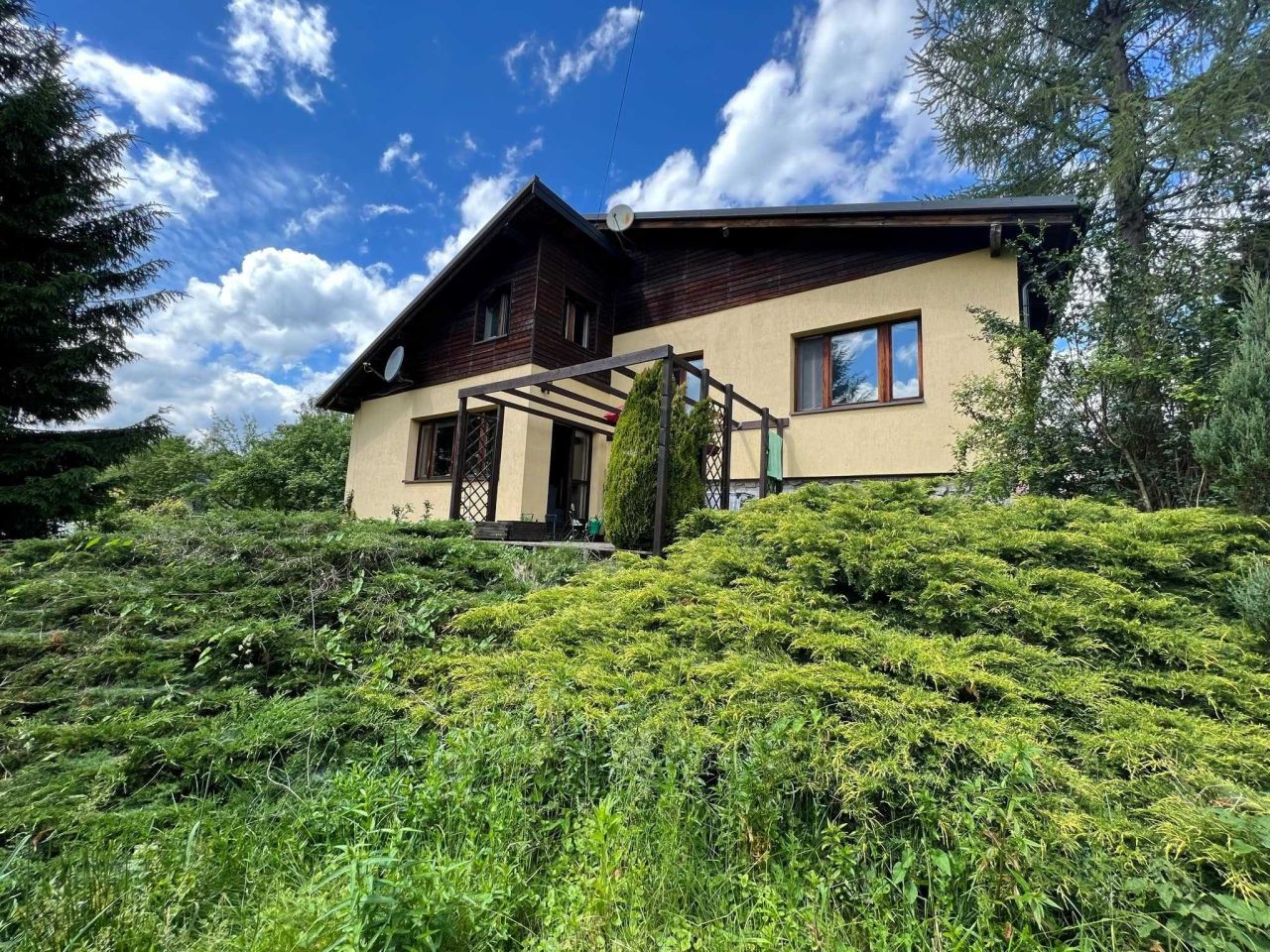 dom wolnostojący Sosnówka, ul. Karkonoska. Zdjęcie 6