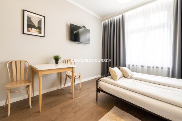 Mieszkanie 3-pokojowe Kraków Śródmieście, al. Zygmunta Krasińskiego. Zdjęcie 3