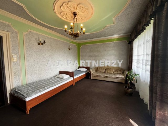 dom wolnostojący, 9 pokoi Wieliczka Lekarka. Zdjęcie 15