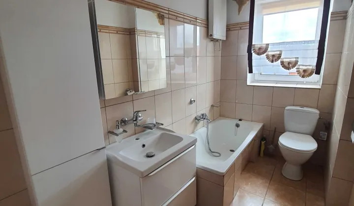 dom wolnostojący Mosty