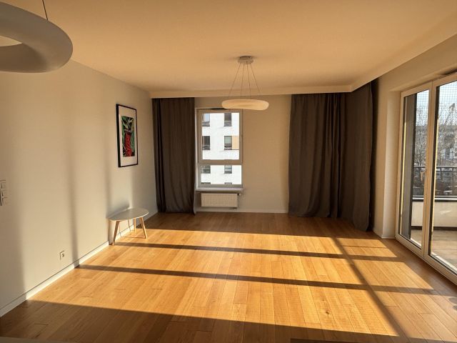 Mieszkanie 4-pokojowe Warszawa Służewiec, ul. Komputerowa. Zdjęcie 3