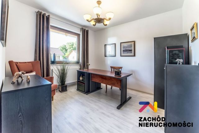 dom wolnostojący, 6 pokoi Zielona Góra Sucha. Zdjęcie 12