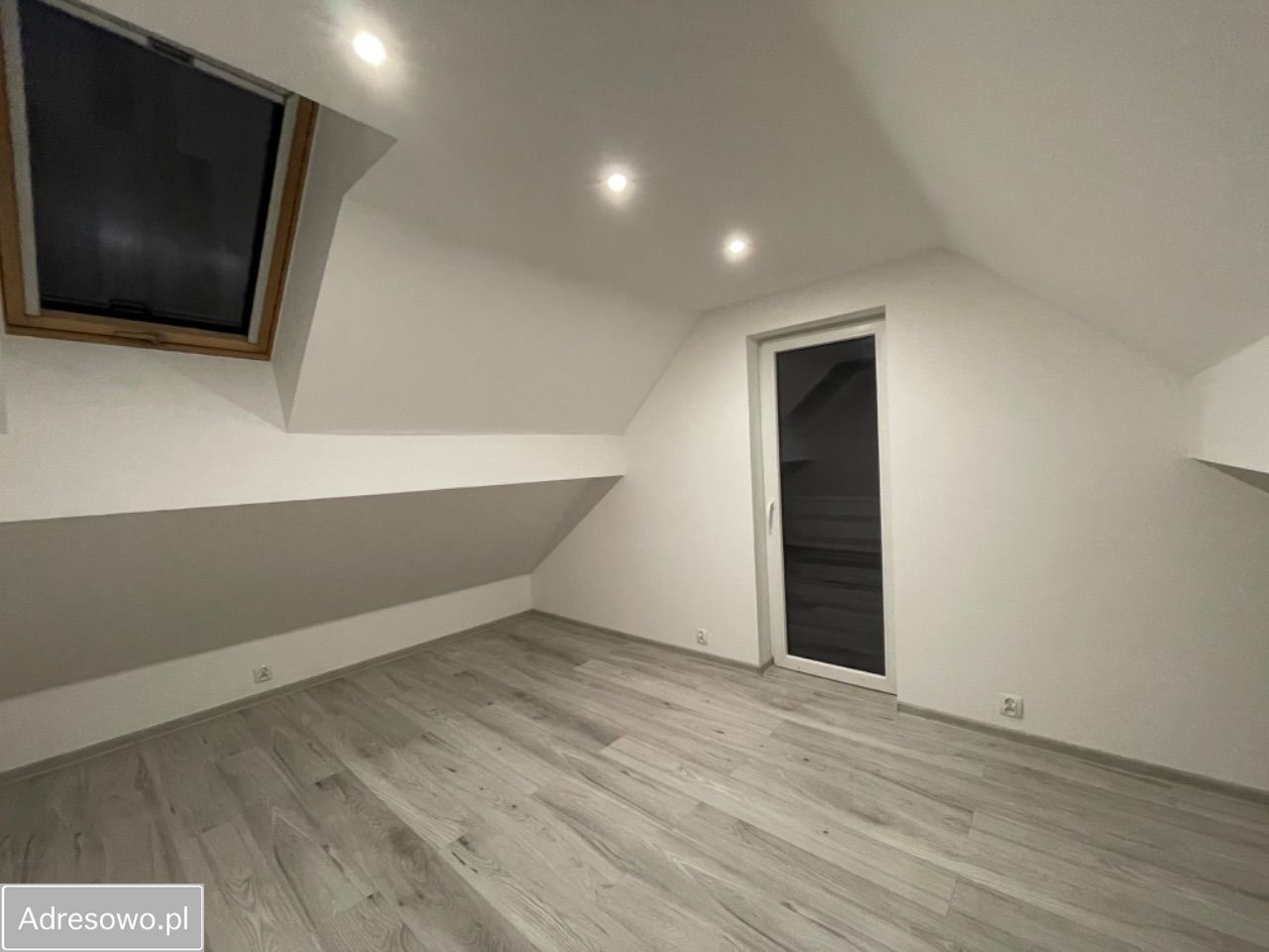 dom wolnostojący, 3 pokoje Płaza, ul. Lipowiecka. Zdjęcie 10