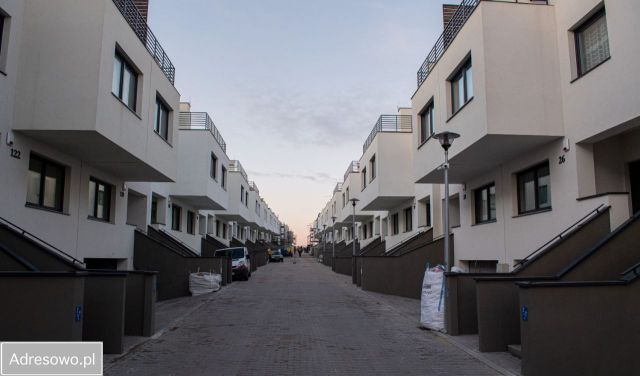 dom szeregowy, 5 pokoi Gdańsk Ujeścisko, ul. Płocka. Zdjęcie 1