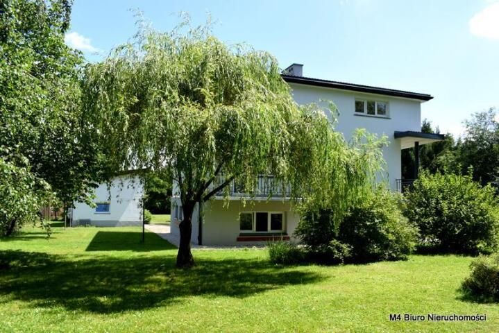 dom wolnostojący, 8 pokoi Krosno. Zdjęcie 8