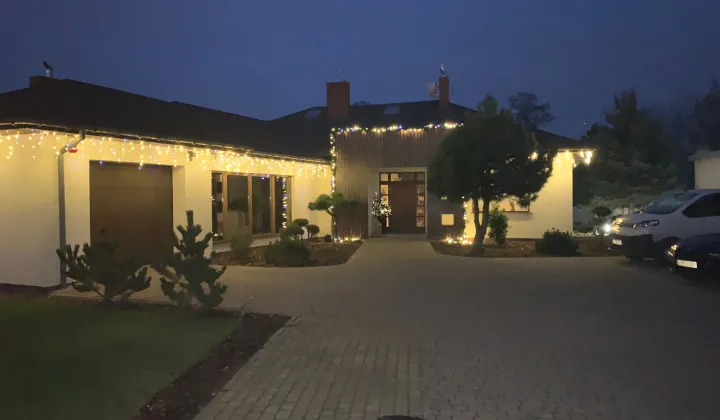 dom wolnostojący, 6 pokoi Józefów, ul. Główna