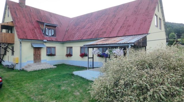 dom wolnostojący, 6 pokoi Wysowa-Zdrój. Zdjęcie 1