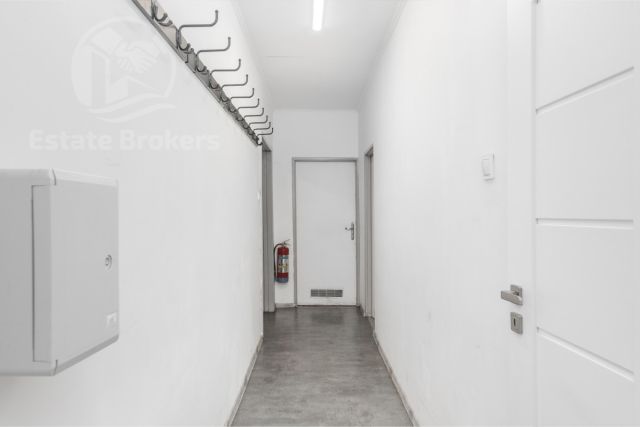 dom wolnostojący, 11 pokoi Wrocław Ołtaszyn, ul. Ułańska. Zdjęcie 31