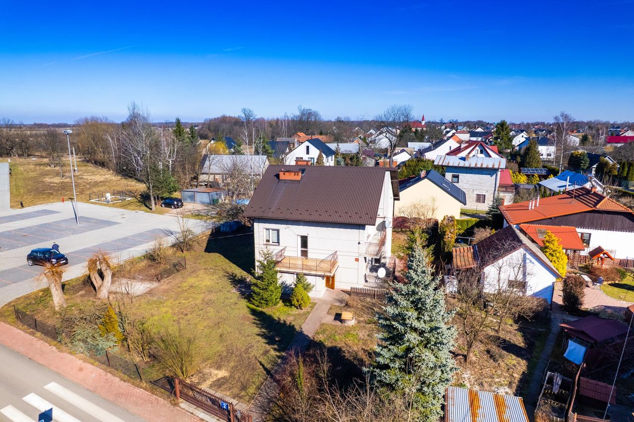 dom wolnostojący, 5 pokoi Krzeczów, ul. Świętego Floriana. Zdjęcie 3