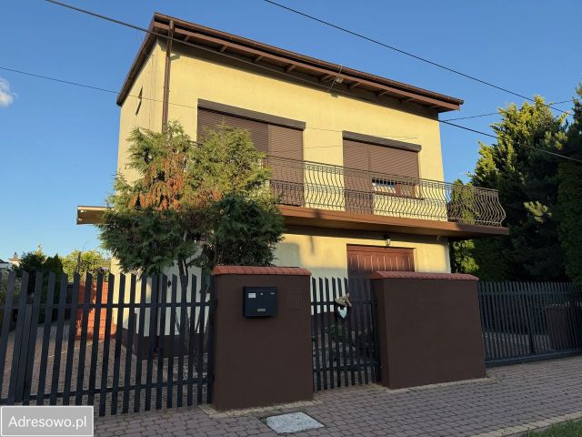 dom wolnostojący, 6 pokoi Łódź Górna, ul. Burtowa. Zdjęcie 1