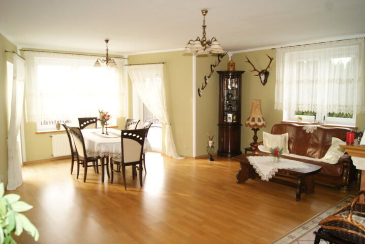 dom wolnostojący, 5 pokoi Piecki, ul. Zwycięstwa. Zdjęcie 4