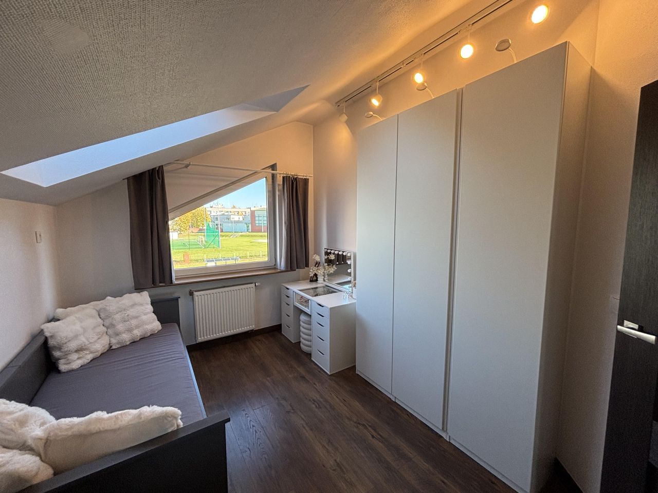 Mieszkanie 3-pokojowe Tychy Żwaków, ul. Jaśkowicka. Zdjęcie 16