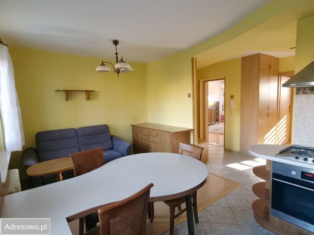 Mieszkanie 3-pokojowe Tarnów Śródmieście, ul. Kazimierza Pułaskiego. Zdjęcie 1