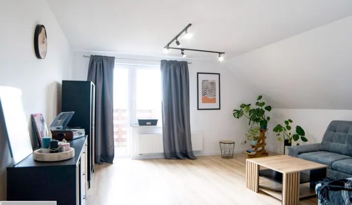 dom wolnostojący, 4 pokoje Nowiny