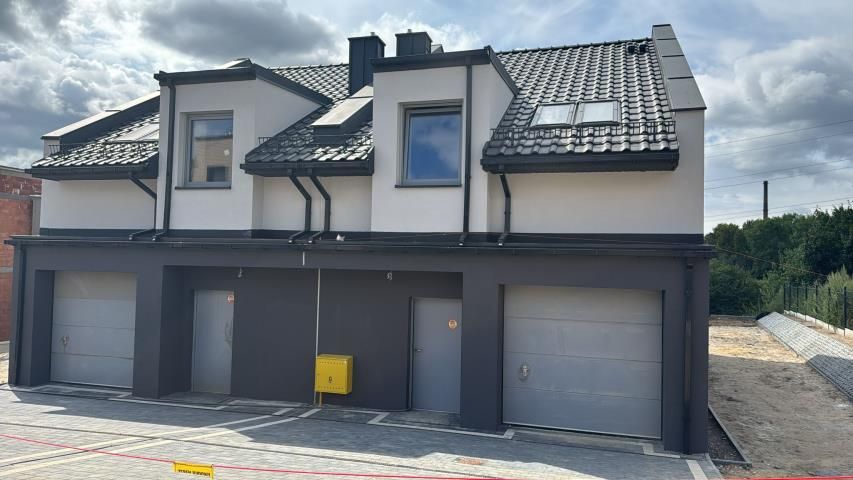 bliźniak, 4 pokoje Piekary Śląskie Centrum, ul. Maksymiliana Jasionowskiego