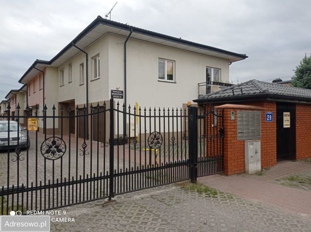 Mieszkanie 3-pokojowe Piaseczno, ul. Łabędzia. Zdjęcie 1