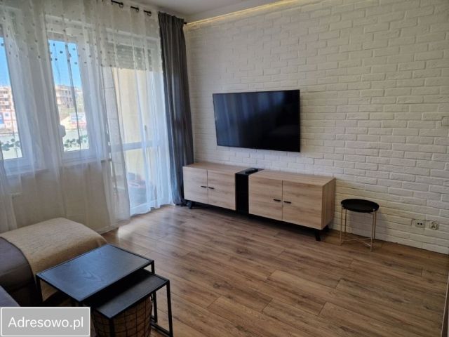 Mieszkanie 2-pokojowe Toruń Wrzosy, ul. Łukasza Watzenrodego. Zdjęcie 1