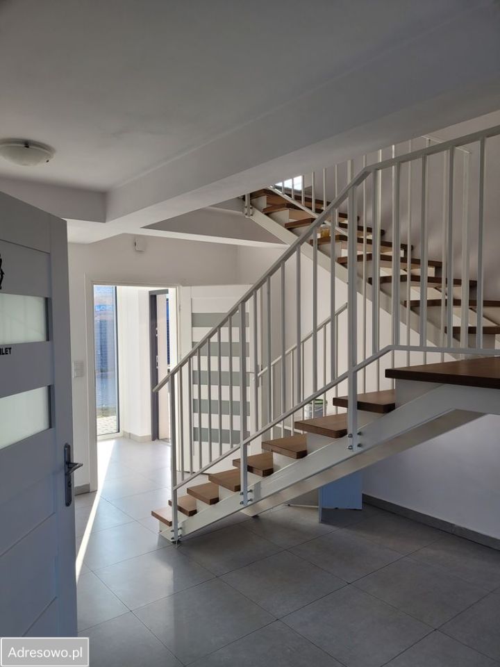 bliźniak, 5 pokoi Podegrodzie. Zdjęcie 5