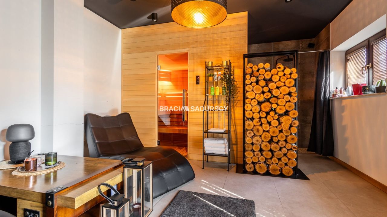 dom wolnostojący, 12 pokoi Myślenice, ul. gen. Józefa Wybickiego. Zdjęcie 25