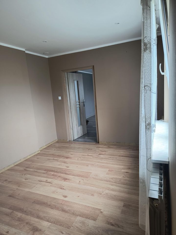 siedlisko, 3 pokoje Wiśniewo. Zdjęcie 8