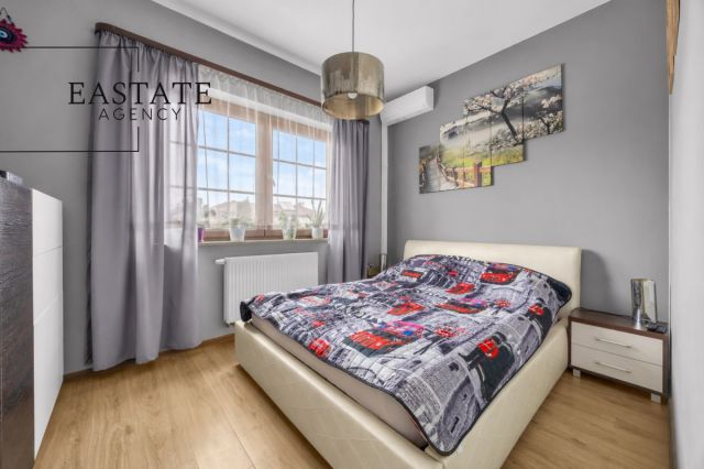 dom szeregowy, 6 pokoi Izabelin-Dziekanówek, ul. Lasek Brzozowy. Zdjęcie 9