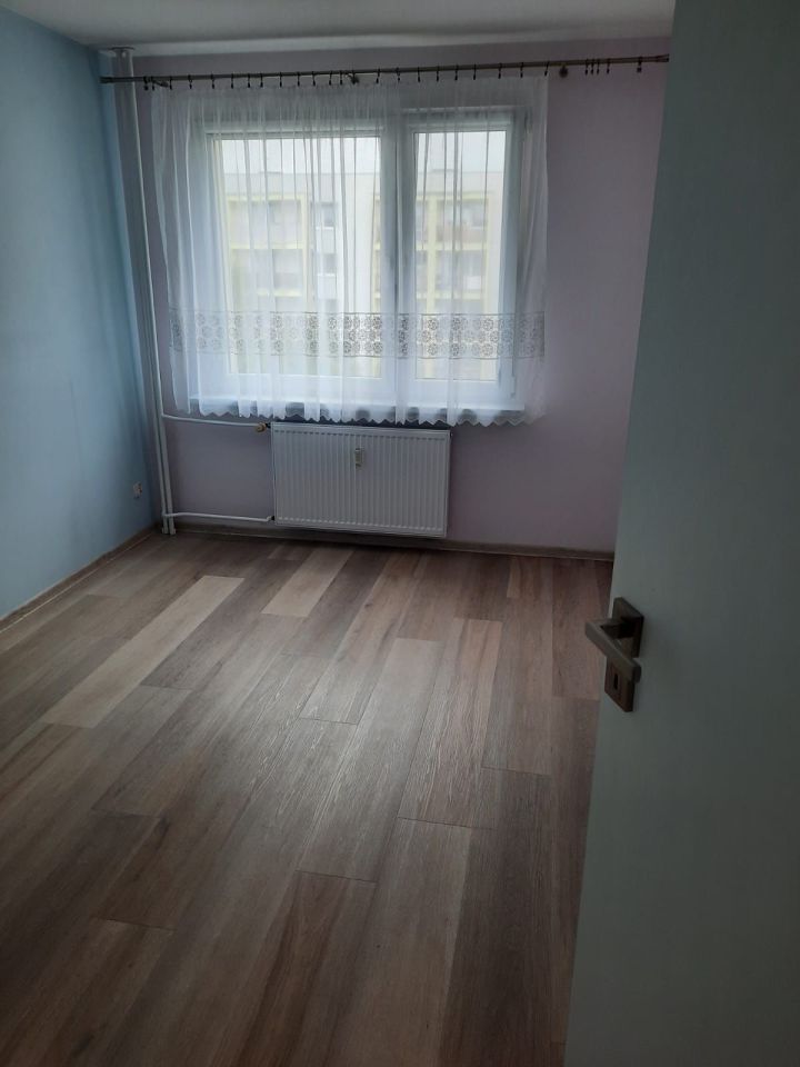 Mieszkanie 2-pokojowe Jarocin, os. Osiedle Konstytucji 3 Maja. Zdjęcie 6