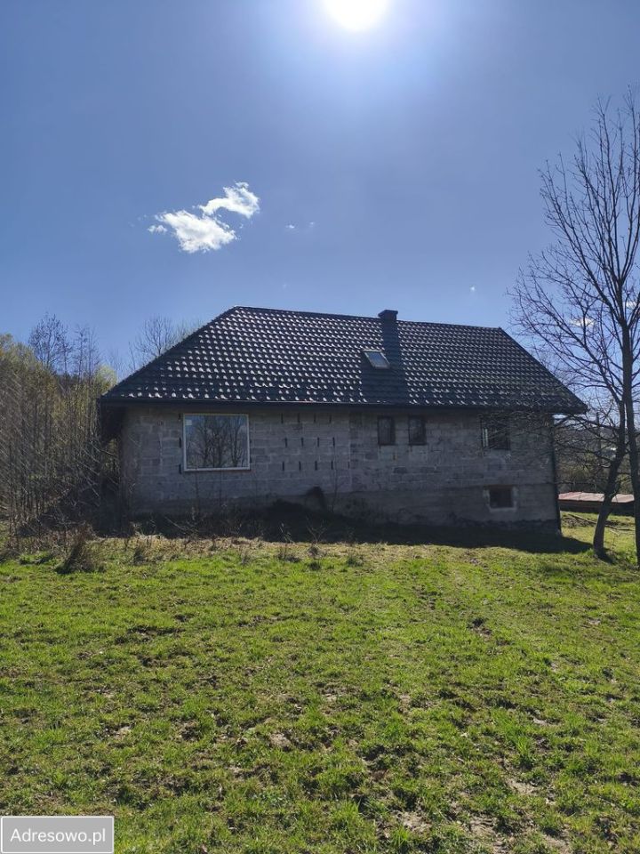 dom wolnostojący, 3 pokoje Kostrza. Zdjęcie 2