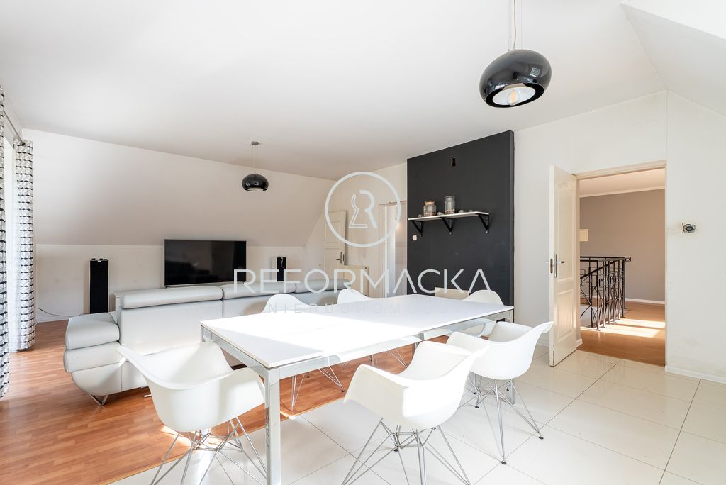 dom wolnostojący, 9 pokoi Rzeszów, ul. kard. Karola Wojtyły. Zdjęcie 12