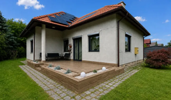 dom wolnostojący, 7 pokoi Babice, ul. Kwiatowa