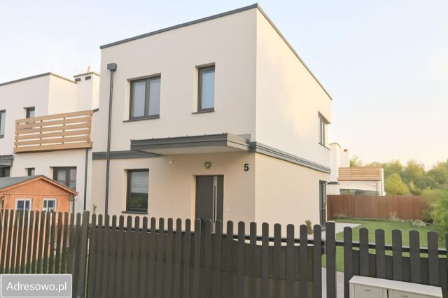 dom szeregowy, 3 pokoje Grodzisk Mazowiecki. Zdjęcie 1